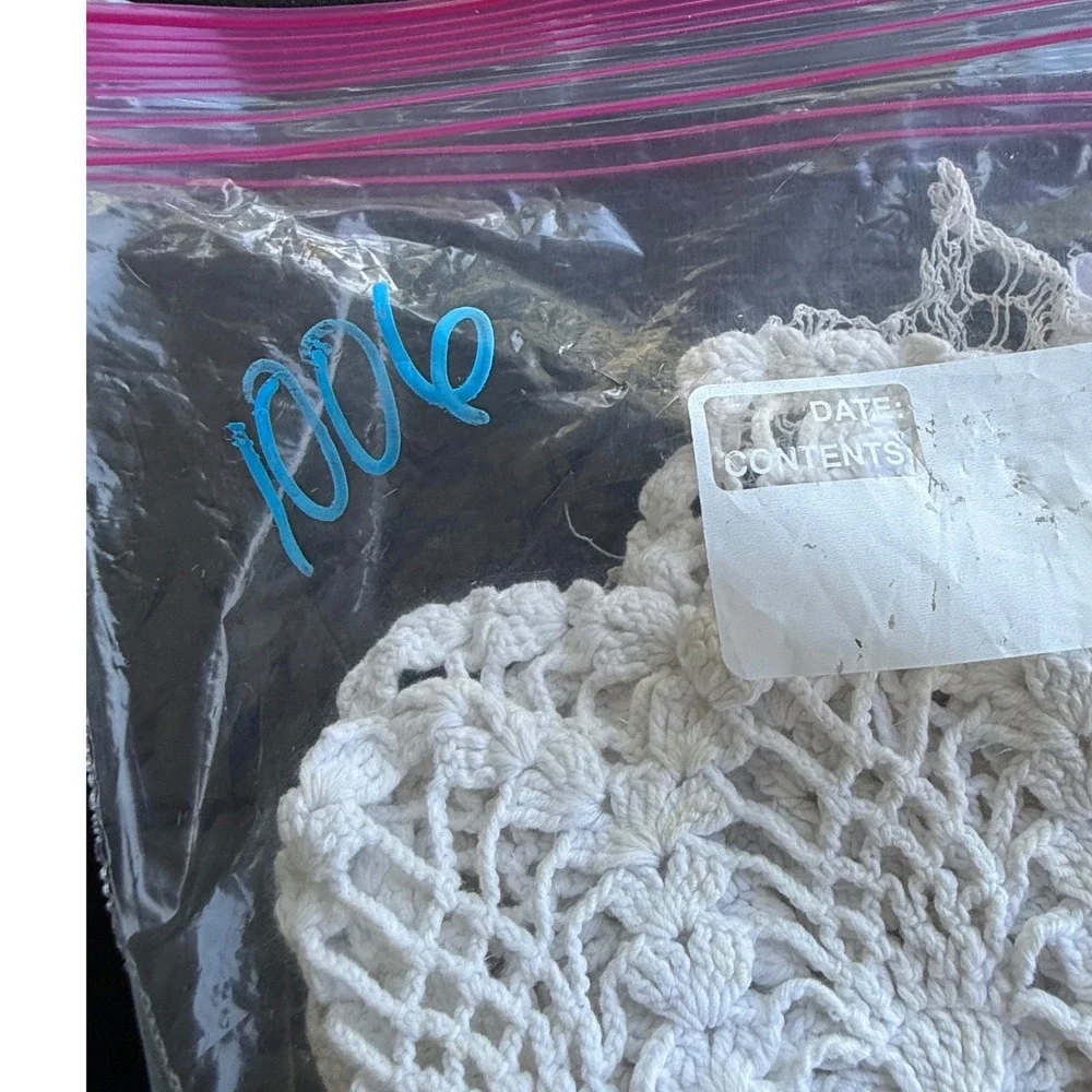 Vintage White Crochet Lace Table Runner Rectangular Pineapple Pattern 24x12